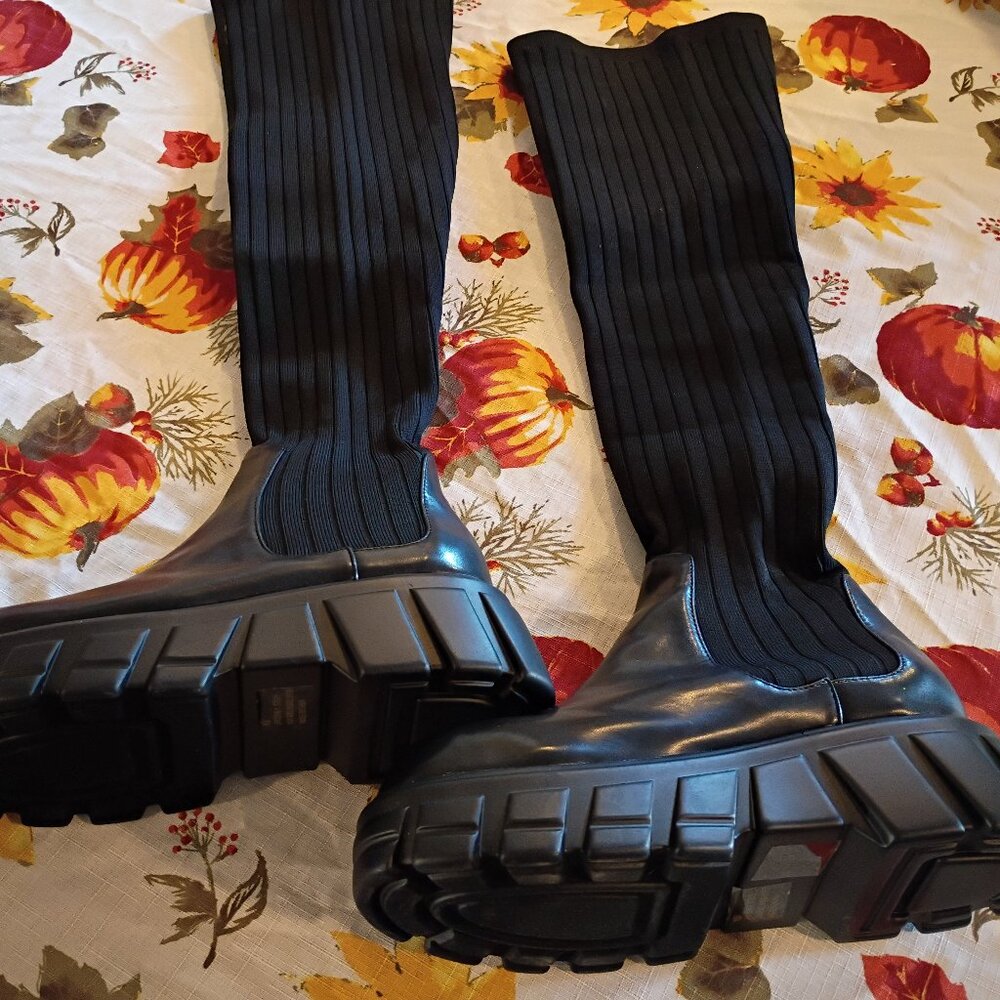 NWOT Women's Thigh High Boots